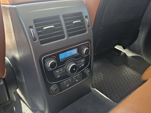 Used 2018 Jaguar F-PACE Portfolio image 22