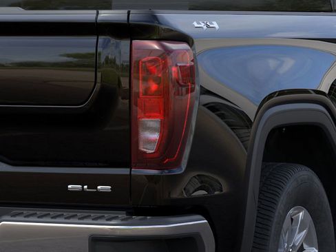New 2025 GMC Sierra 1500 SLE w/ Preferred Package image 35