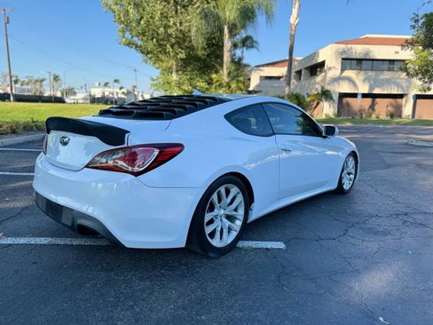 Used 2015 Hyundai Genesis 3.8 RWD image 23