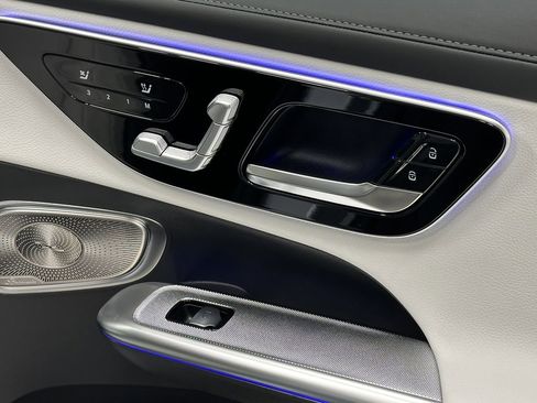 New 2026 Mercedes-Benz GLC 300 image 19