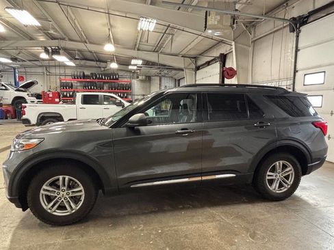 Used 2020 Ford Explorer XLT w/ Equipment Group 202A image 1