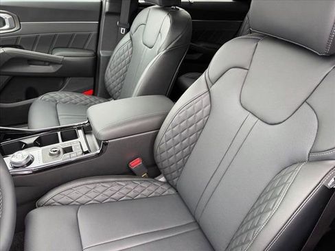 New 2026 Kia Sorento SX Prestige AWD/4WD image 11