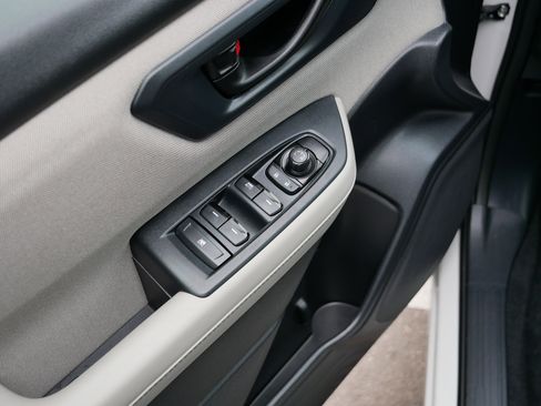 Certified 2025 Subaru Forester image 19