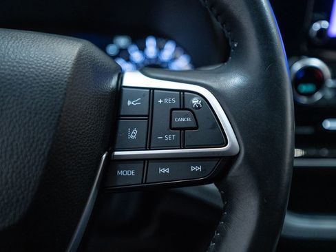 Certified 2024 Toyota Highlander LE image 20