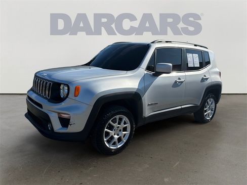 Used 2019 Jeep Renegade Latitude image 3