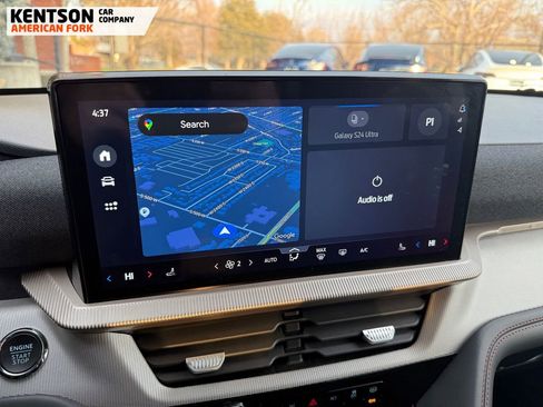 Used 2025 Ford Explorer Active image 26