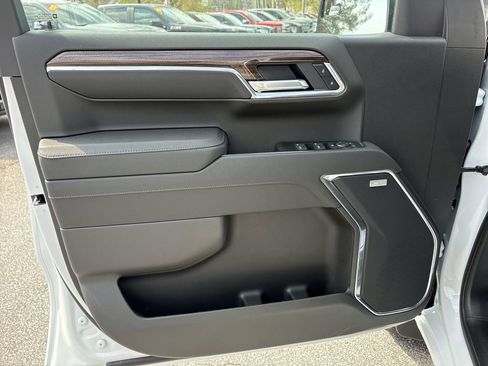 New 2026 Chevrolet Silverado 1500 LT Trail Boss w/ Convenience Package II AWD/4WD image 23