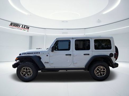 New 2026 Jeep Wrangler Unlimited Rubicon AWD/4WD image 6