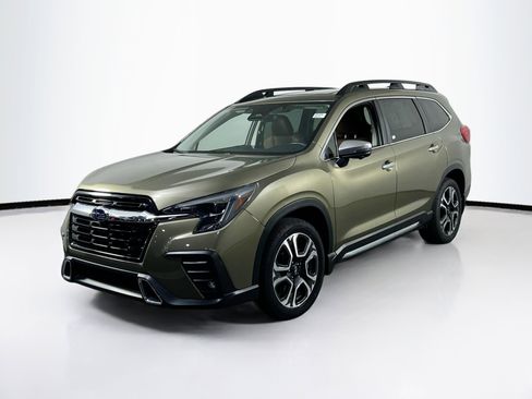 Used 2023 Subaru Ascent Touring image 1