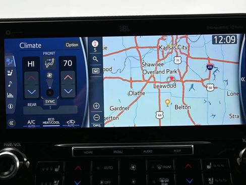 Used 2020 Toyota Highlander Platinum image 23