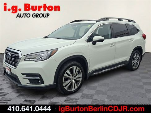 Used 2022 Subaru Ascent Limited w/ Technology Package image 3