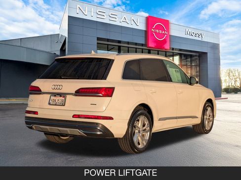 Used 2022 Audi Q7 2.0T Premium w/ Convenience Package image 8