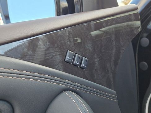 Used 2024 Nissan Armada Platinum w/ Captain's Chairs Package image 33