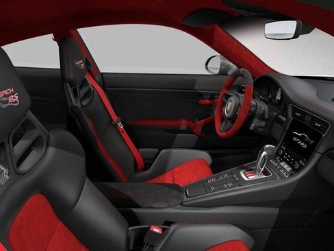 Used 2019 Porsche 911 GT2 RS image 5