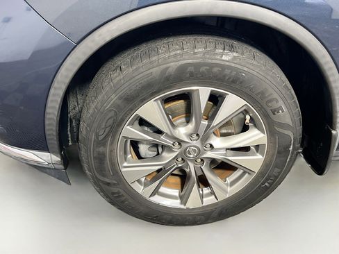 Used 2016 Nissan Murano SL w/ SL Technology Package FWD image 13