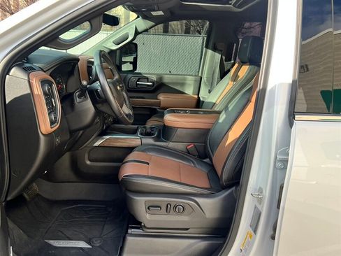 Used 2020 Chevrolet Silverado 3500 High Country w/ Z71 Off-Road Package image 22