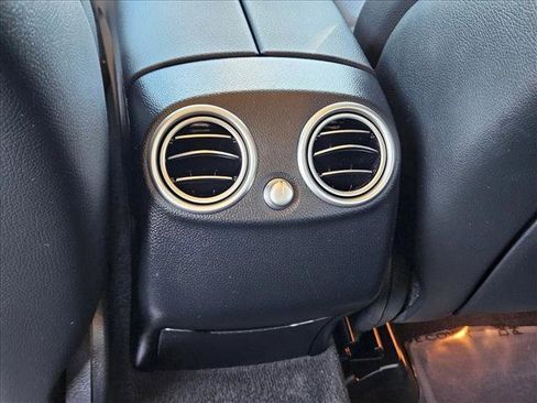 Used 2021 Mercedes-Benz GLC 300 GLC 300 image 18