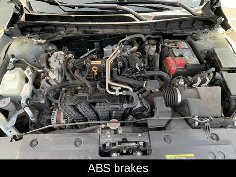 Certified 2022 Nissan Altima 2.5 SV AWD/4WD image 25