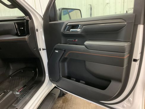 Used 2024 GMC Sierra 1500 AT4 w/ Technology Package AWD/4WD image 25
