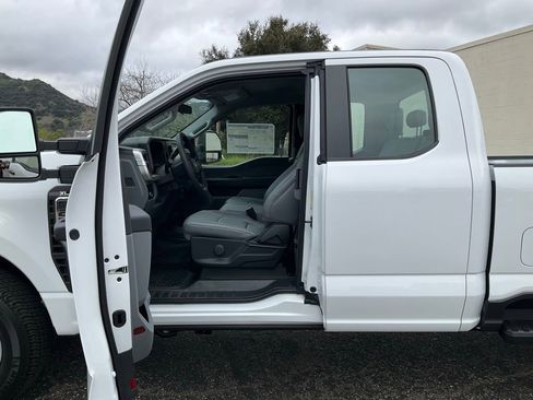 New 2025 Ford F250 XL w/ XL Chrome Package image 46