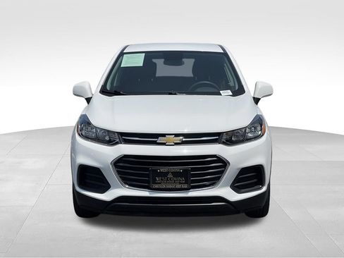 Used 2022 Chevrolet Trax LS w/ Tint and Cruise Package FWD image 2