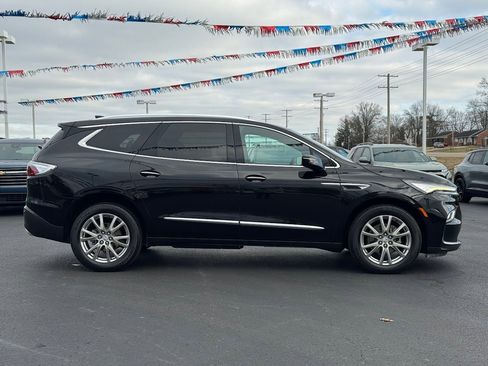 Used 2023 Buick Enclave Premium w/ Experience Buick Package image 4