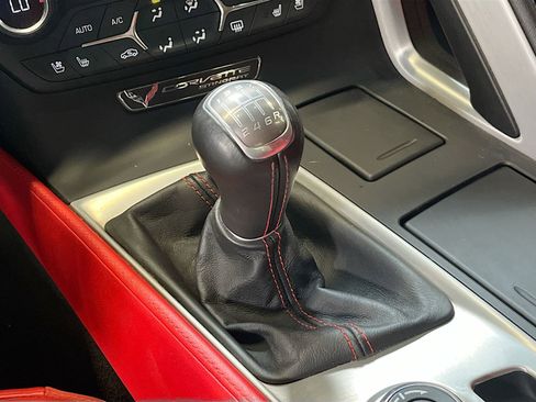 Used 2015 Chevrolet Corvette Stingray Coupe w/ 2LT Preferred Equipment Group image 17