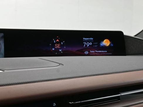 Certified 2025 Lincoln Navigator Reserve AWD/4WD image 18