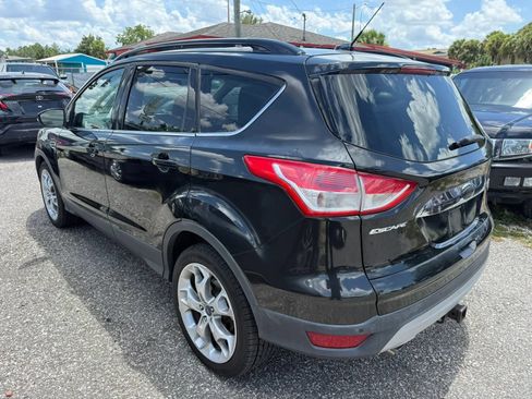 Used 2015 Ford Escape Titanium w/ Equipment Group 301A FWD image 2