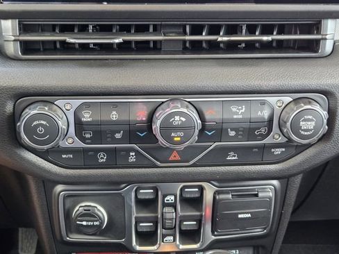 New 2026 Jeep Wrangler Unlimited Sport image 14