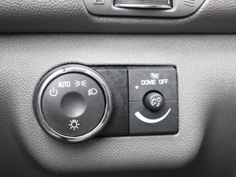 Used 2017 Chevrolet Traverse LS image 40