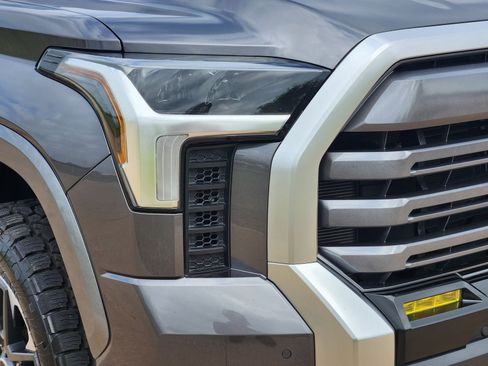Used 2024 Toyota Tundra Limited w/ Power Package AWD/4WD image 11