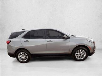 Used 2024 Chevrolet Equinox LS w/ LS Convenience Package AWD/4WD video 3
