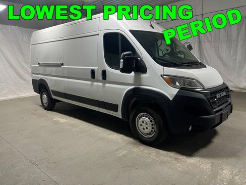 Used 2025 RAM ProMaster 2500 w/ Convenience Group FWD image 1