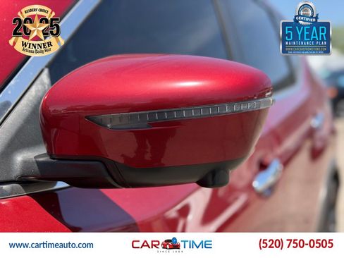 Used 2018 Nissan Rogue SV w/ Sun & Sound Touring Package FWD image 6