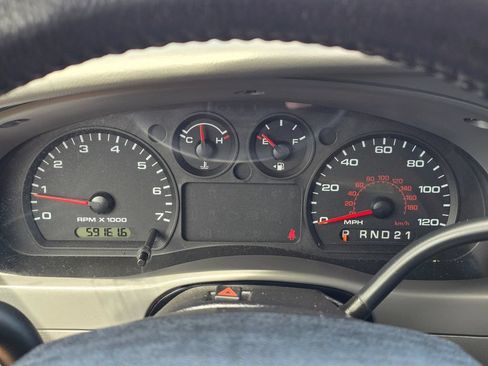 Used 2010 Ford Ranger XLT AWD/4WD image 17