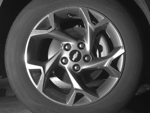 Used 2025 Chevrolet Trax LT FWD image 13