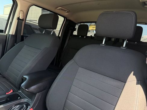 Used 2019 Ford Ranger XL w/ Equipment Group 101A Mid AWD/4WD image 16