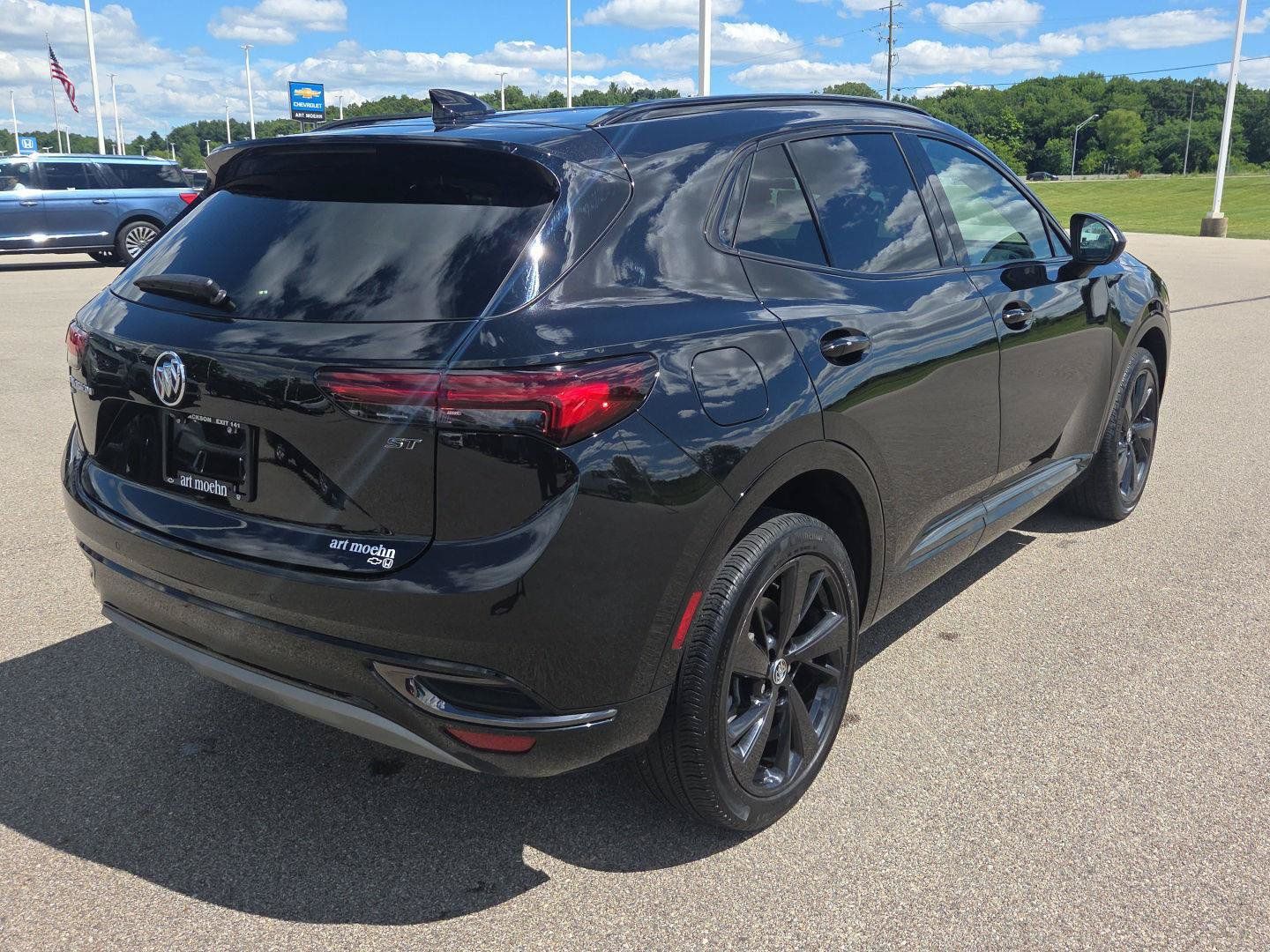 Used 2023 Buick Envision Preferred AWD/4WD image 7