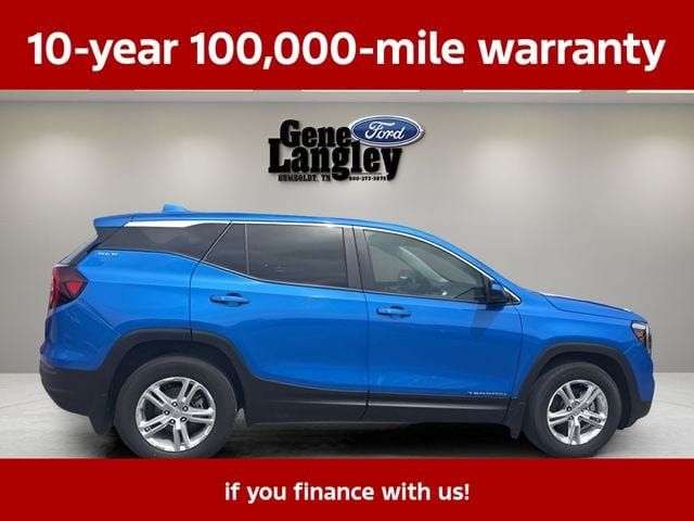 Used 2024 GMC Terrain SLE FWD image 16
