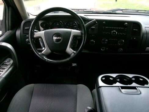 Used 2009 GMC Sierra 1500 SLE w/ Power Pack Plus AWD/4WD image 37