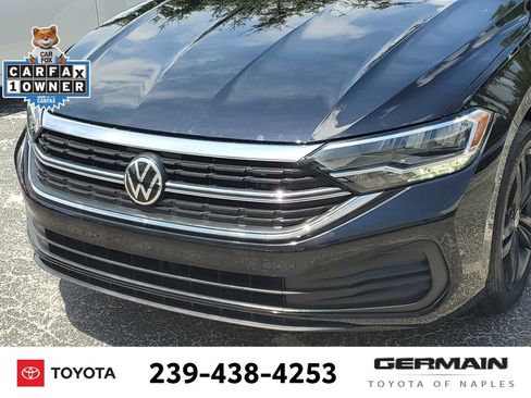 Used 2023 Volkswagen Jetta SE w/ Panoramic Sunroof Package FWD image 15