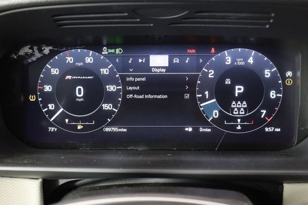 Used 2022 Land Rover Discovery HSE R-Dynamic AWD/4WD image 11