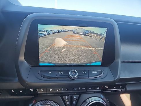 Used 2017 Chevrolet Camaro LT image 16