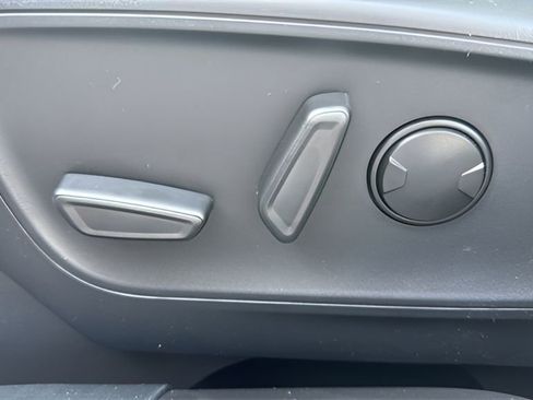 Used 2024 Ford Escape ST-Line Select w/ Tech Pack #2 image 31