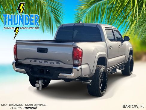 Used 2021 Toyota Tacoma SR5 RWD image 4