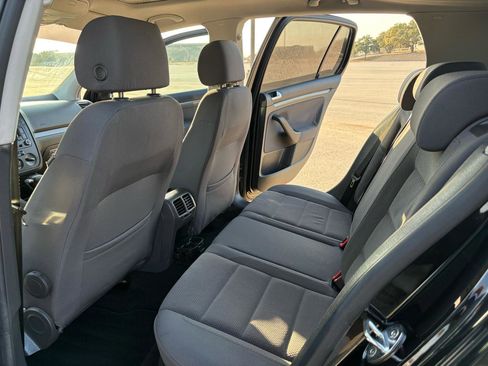 Used 2006 Volkswagen Rabbit 4-Door image 19