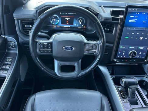 Used 2022 Ford F150 Lightning Lariat AWD/4WD image 13