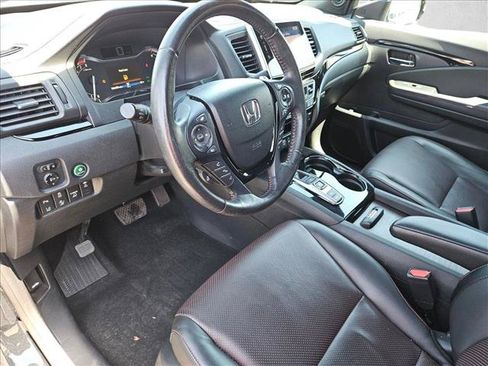 Used 2020 Honda Ridgeline Black Edition image 11
