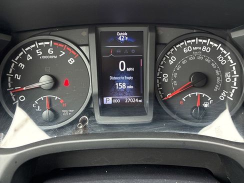 Used 2023 Toyota Tacoma SR image 18